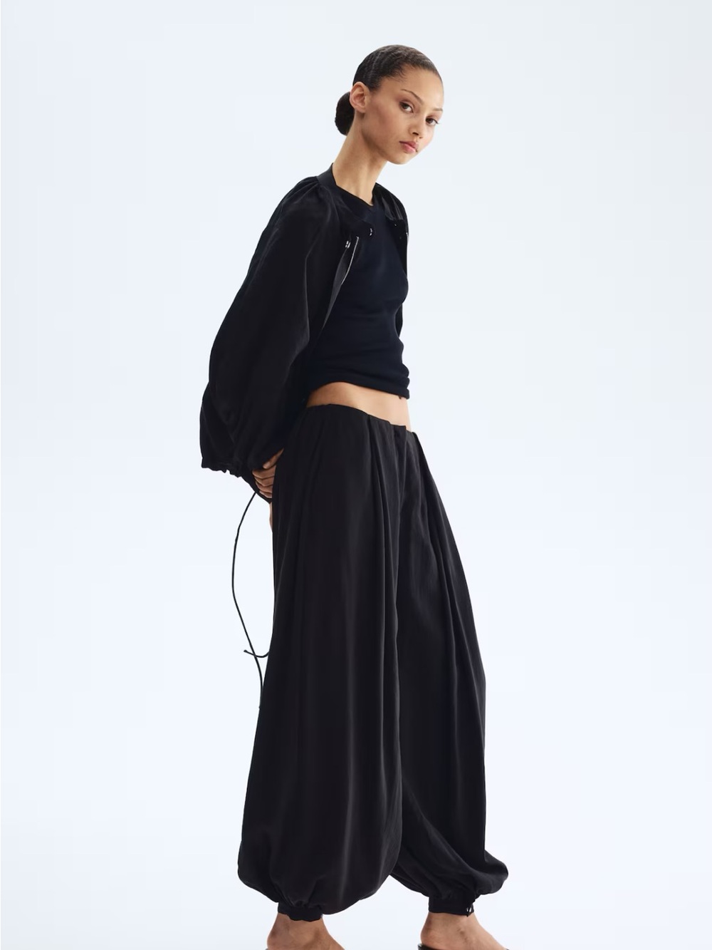 H&M Balloon-Leg Pants - Picture 1 of 6